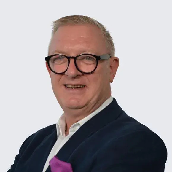 Dr Paul Gilluley